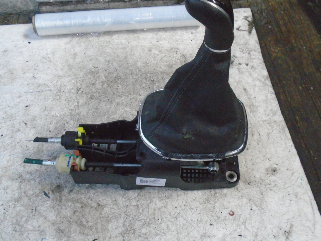 VAUXHALL VIVA 2018 MANUAL GEAR STICK LEVER 25194979