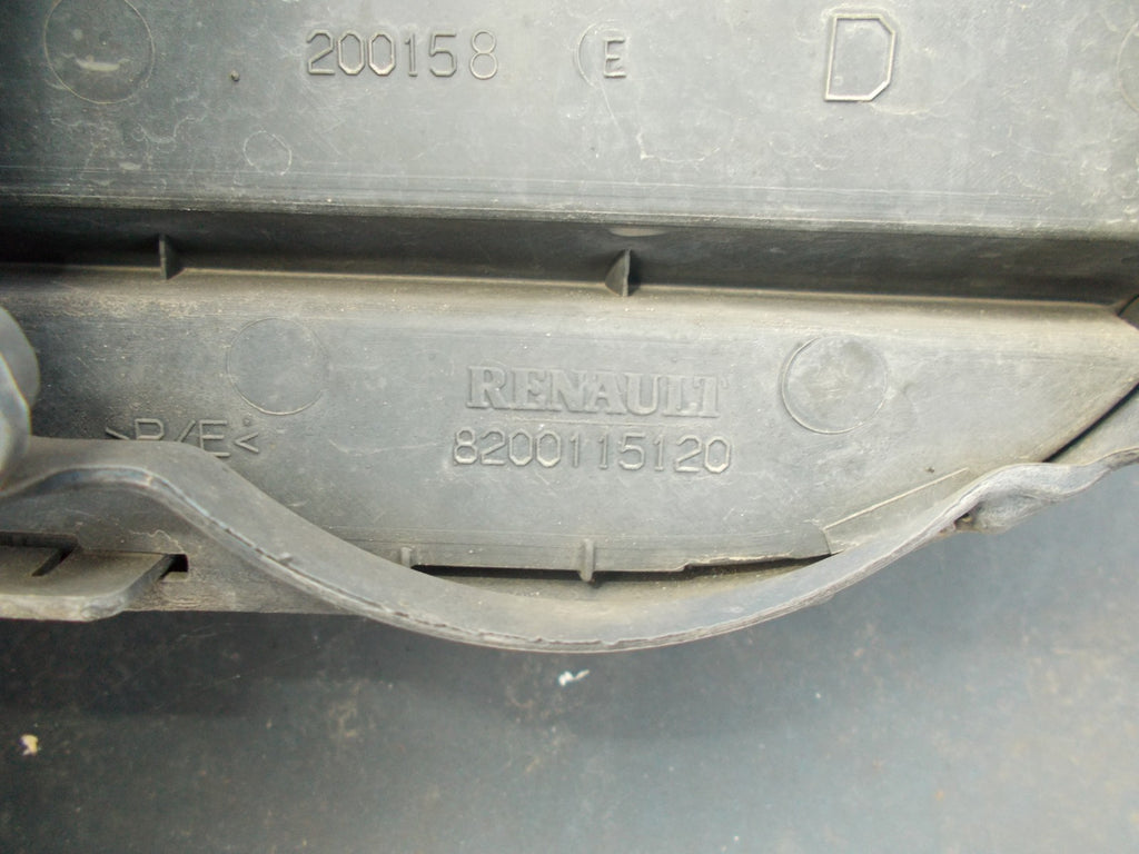 RENAULT MEGANE 2004 FRONT COMPLETE BUMPER BLUE 8200142000