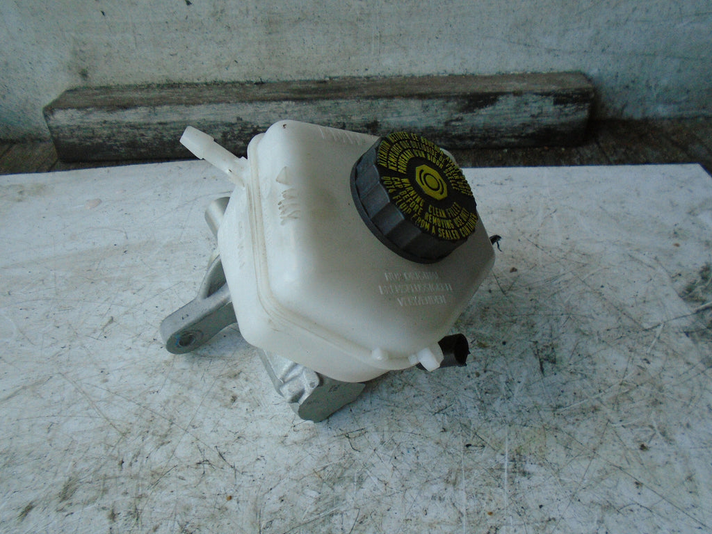BMW 1 SERIES 116D F20 2018 BRAKE MASTER CYLINDER