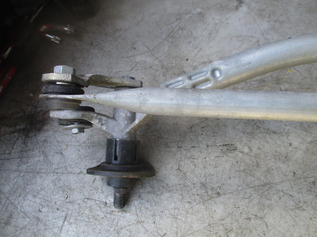 2014 VAUXHALL MERIVA B FRONT WIPER MOTOR & LINKAGE 3397021104