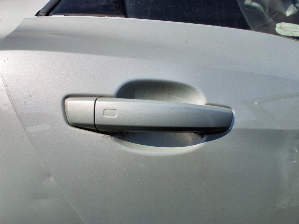 2023 AUDI A1 MK2 HATCH OSR DRIVER REAR DOOR HANDLE DEW SILVER METALLIC LX7E X7E