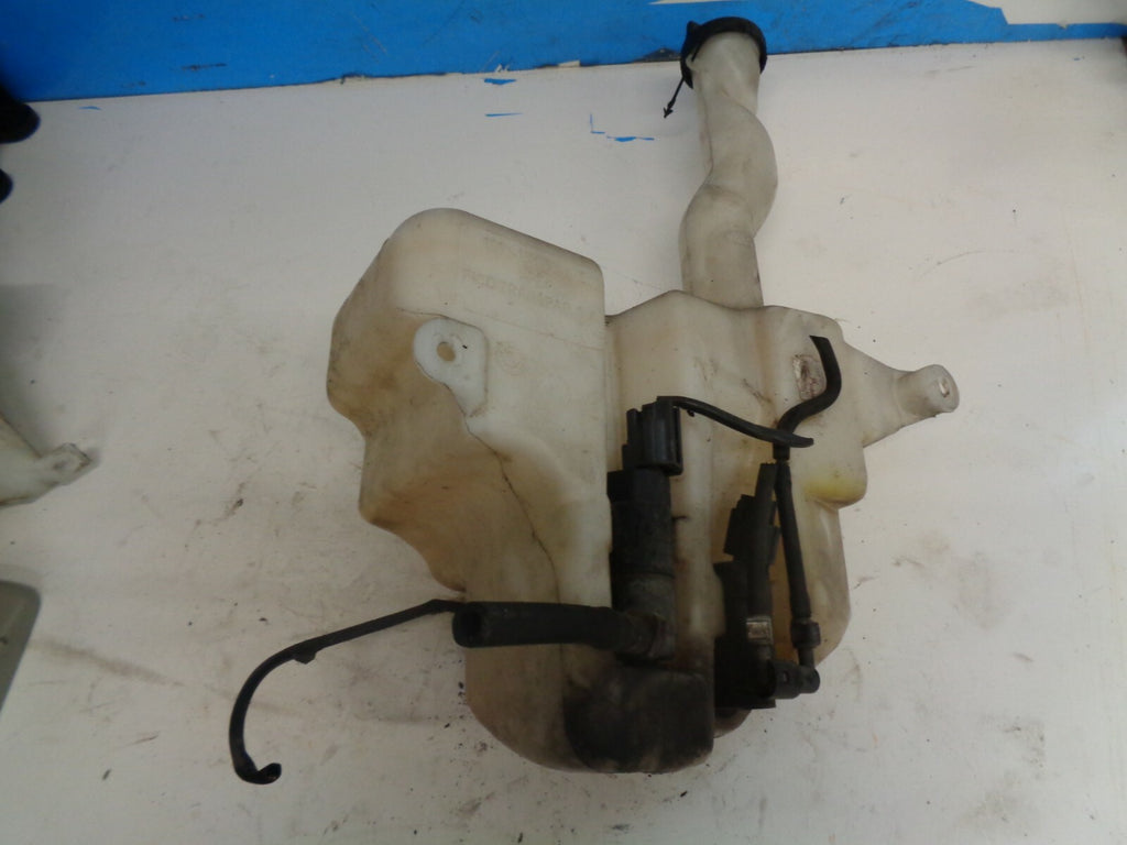 FORD MONDEO MK3 2006 WINDSCREEN WINDSHIELD WASHER PUMP 1S7113K163AE