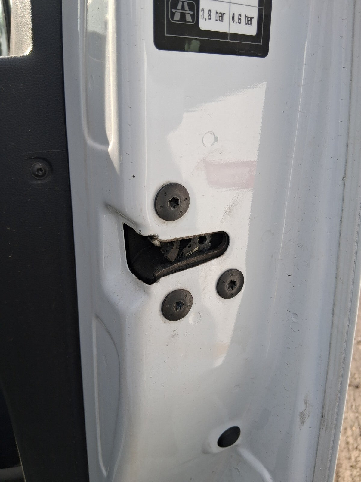 2023 RENAULT MASTER MK3 OSF DRIVER SIDE FRONT DOOR LOCK MECHANISM