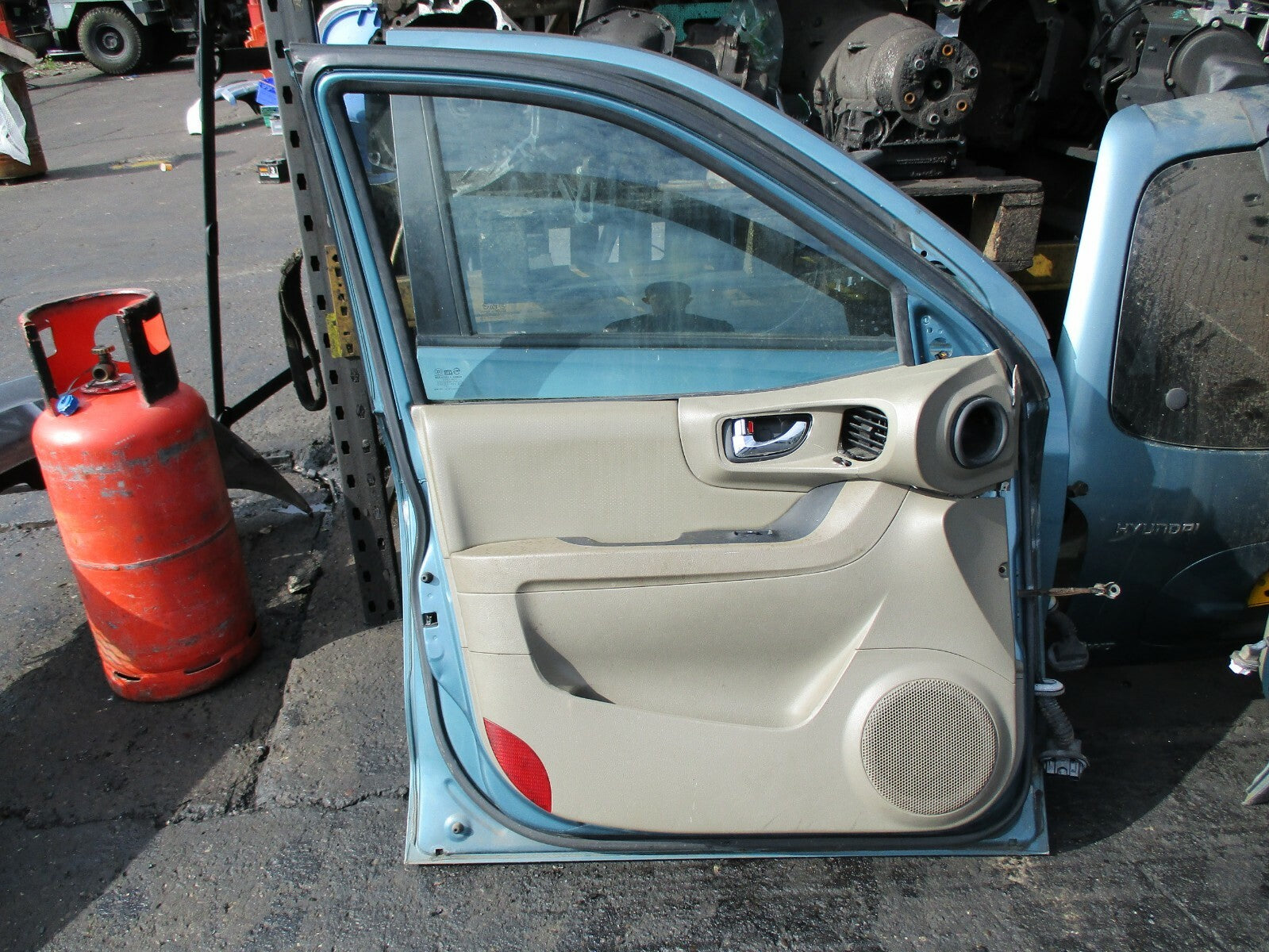 HYUNDAI SANTA FE MK1 NSF PASSENGER SIDE FRONT DOOR BLUE