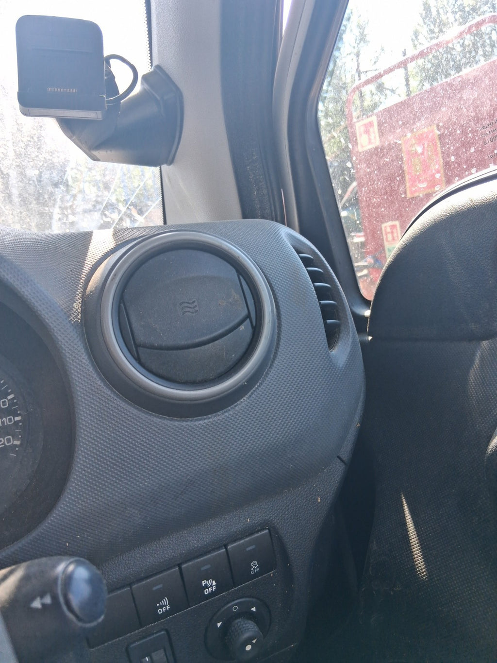 2015 PEUGEOT PARTNER MK2 OS DRIVER SIDE DASHBOARD AIR VENT