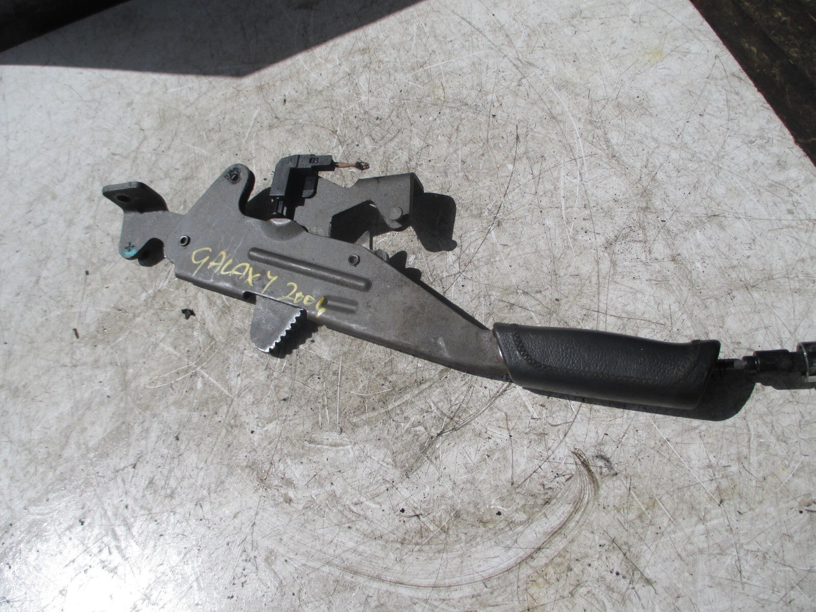 FORD GALAXY 2004 HANDBRAKE LEVER