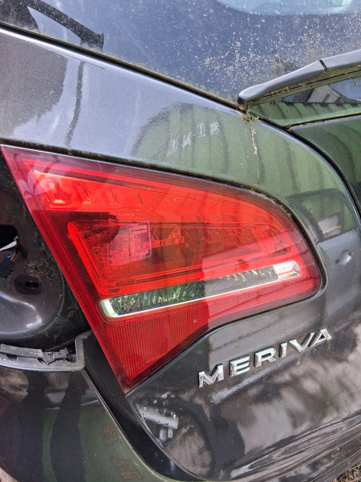 2016 VAUXHALL MERIVA B MK2 NSR PASSENGER SIDE REAR LEFT INNER TAIL LIGHT