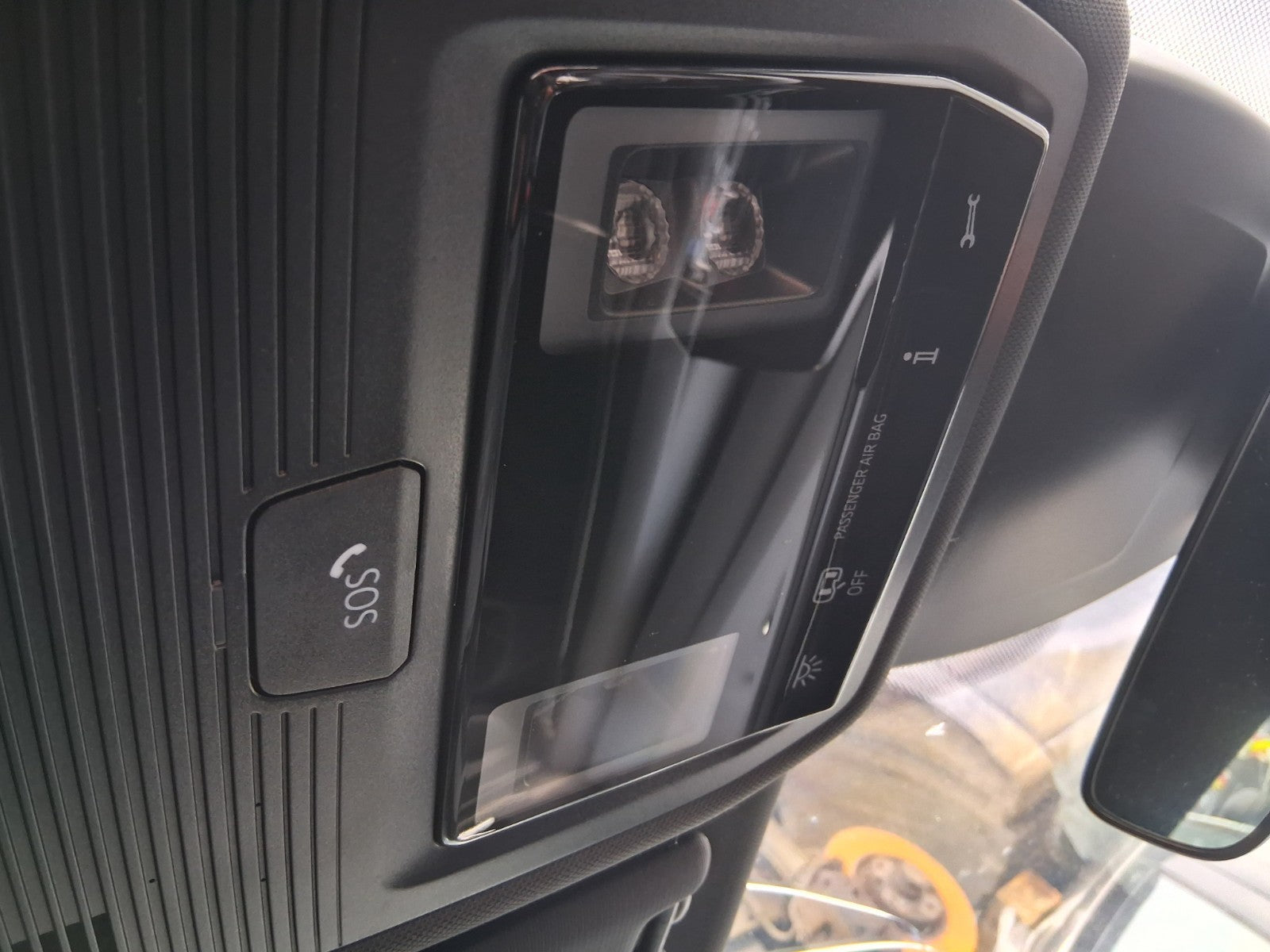 2024 VW VOLKSWAGEN GOLF MK8 R LINE FRONT INTERIOR ROOF READING COURTESY LIGHT