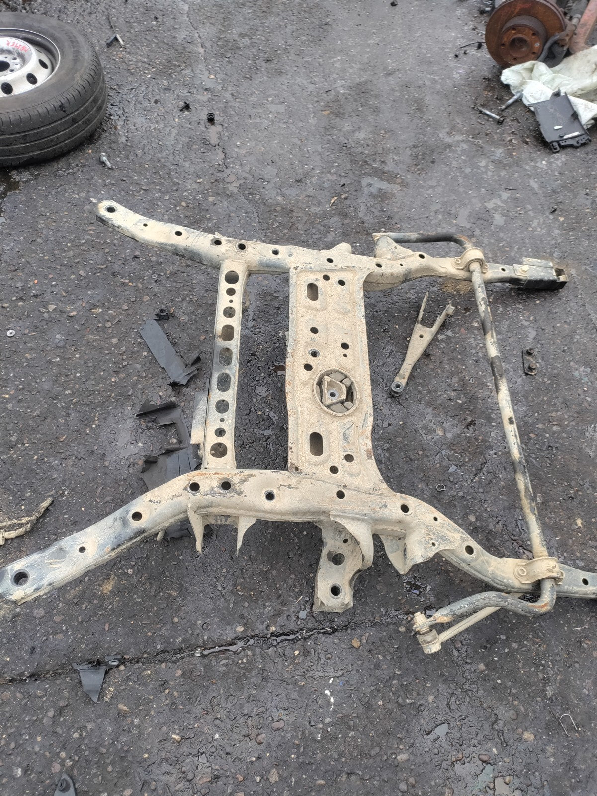 2021 VW VOLKSWAGEN CRAFTER MK2 2.0 DIESEL FWD FRONT METAL SUBFRAME