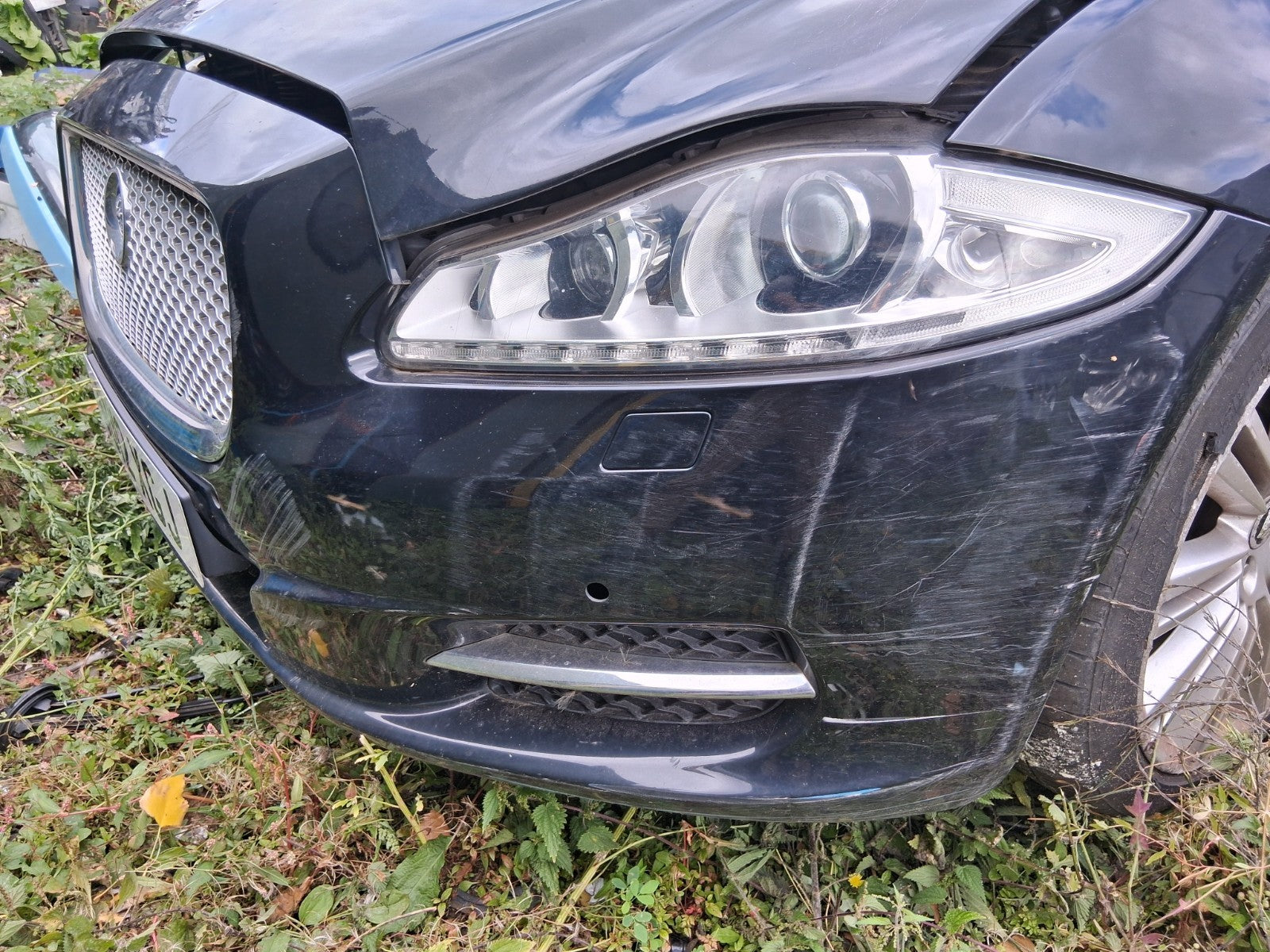 2012 JAGUAR XJ X351 FRONT COMPLETE BUMPER BLACK MIDNIGHT BLACK MET PEF
