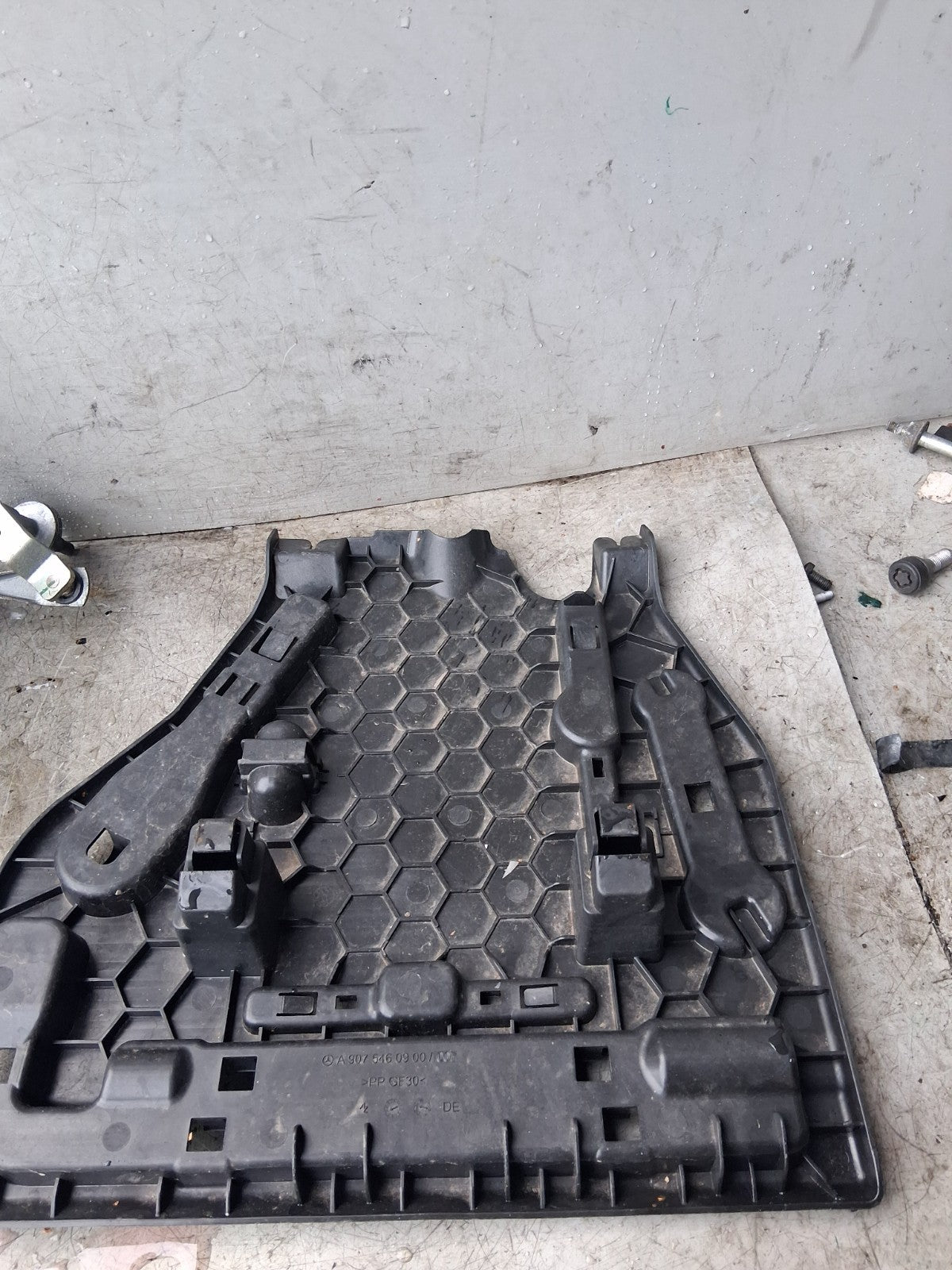 2024 MERCEDES SPRINTER TOOL KIT STORAGE COMPARTMENT A9075460900