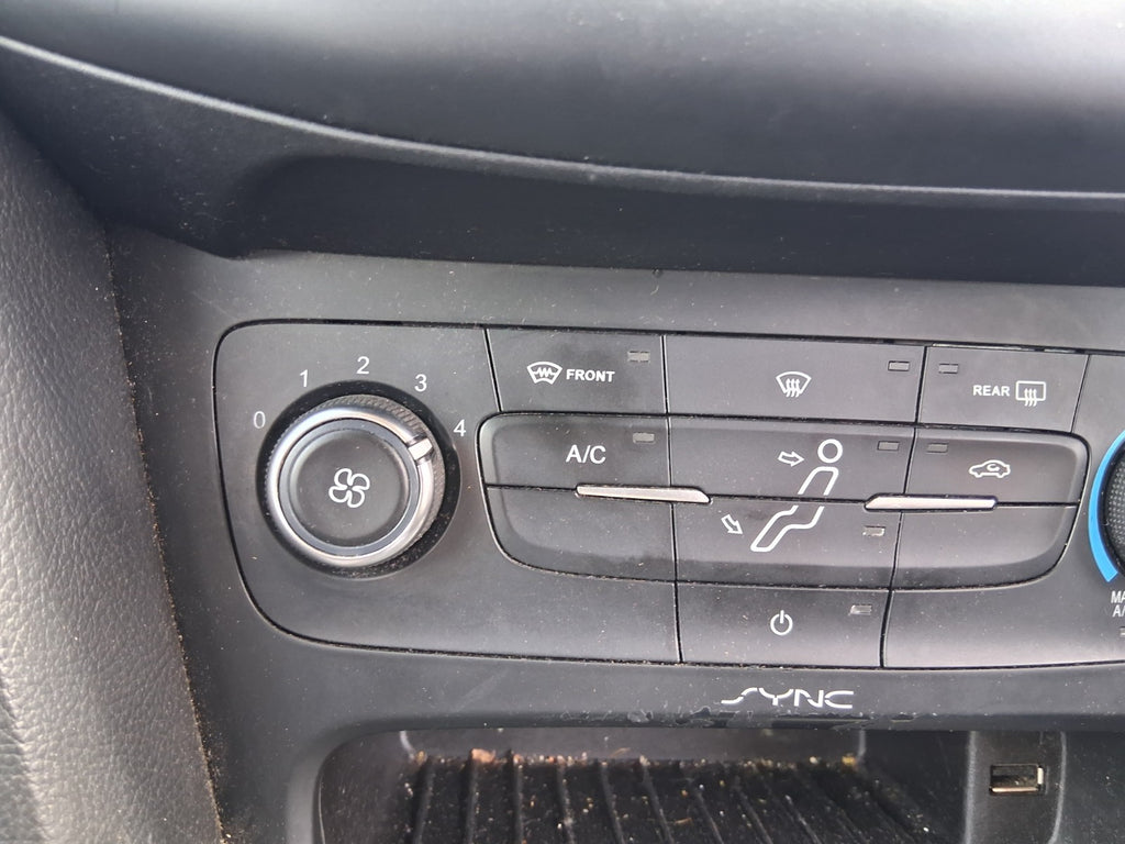 2015 FORD FOCUS MK3 HEATER AC CLIMATE CONROL SWITCH PANEL