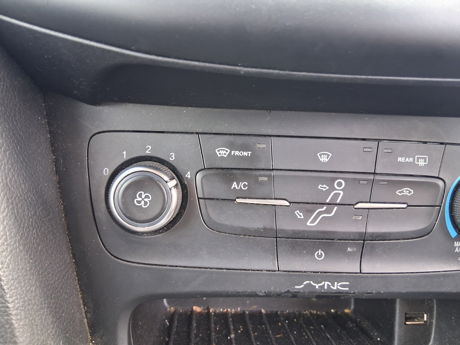 2015 FORD FOCUS MK3 HEATER AC CLIMATE CONROL SWITCH PANEL