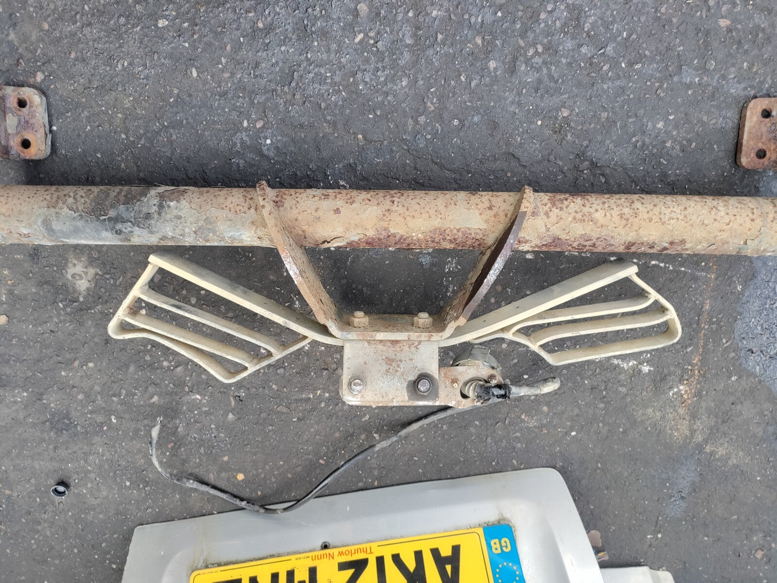 VAUXHALL VIVARO MK1 2012 REAR TOW BAR