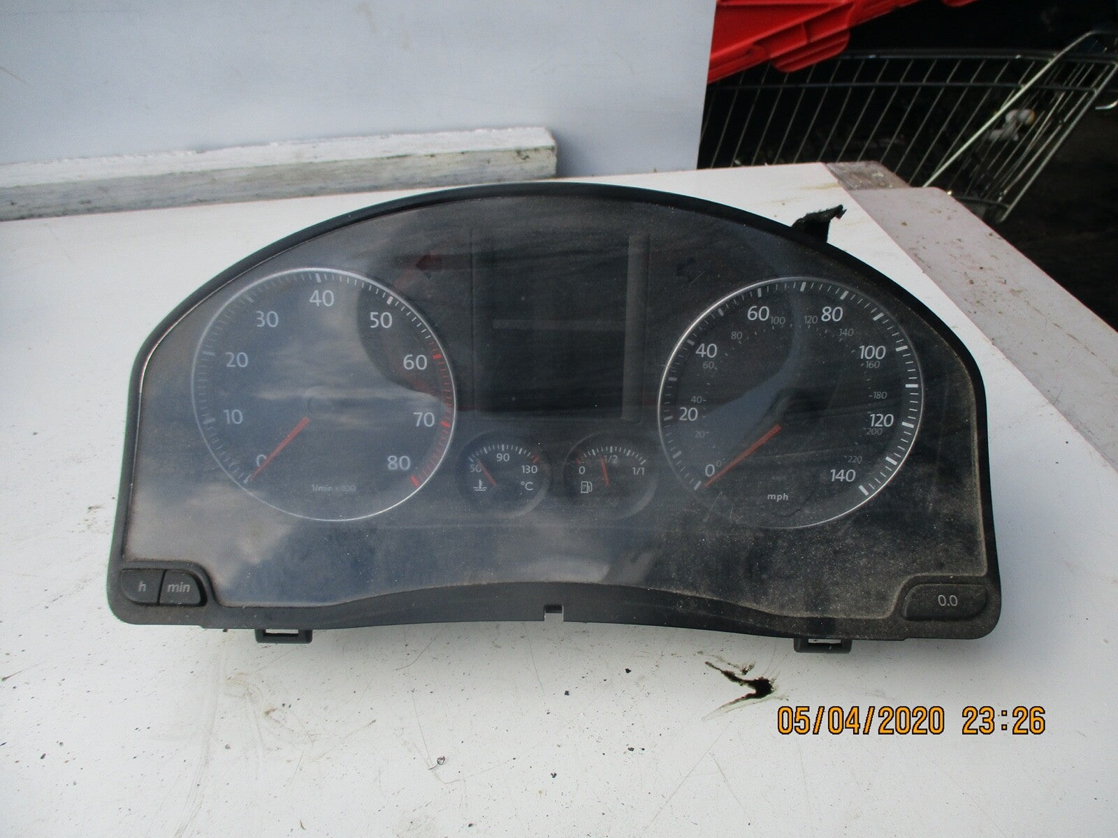 VW VOLKSWAGEN GOLF MK5 2007 1.6 INSTRUMENT CLUSTER SPEEDOMETER 110 080 246