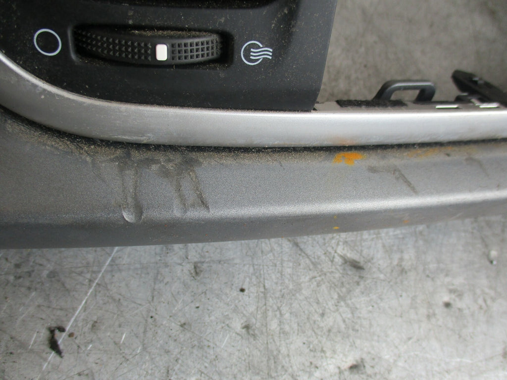 KIA RIO YB (MK4) NS PASSENGER SIDE AIR VENTS & SAT NAV TRIM GREY