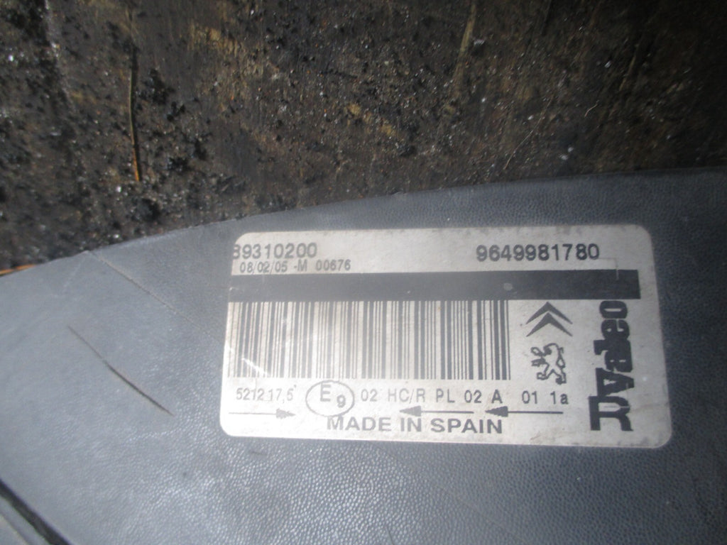 CITROEN PICASSO 2006 OFF SIDE FRONT HEADLIGHT 9649981780