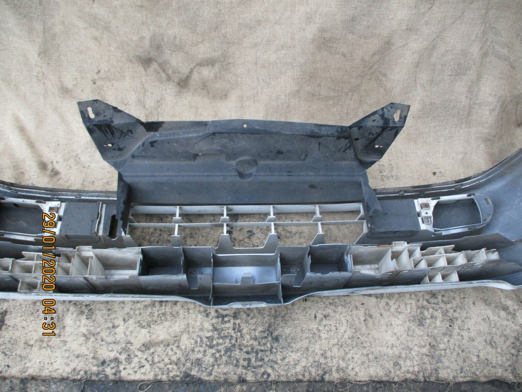 RENAULT MEGANE MK1 HATCHBACK 5 DOOR 1996 FRONT PLASTIC BUMPER IN WHITE