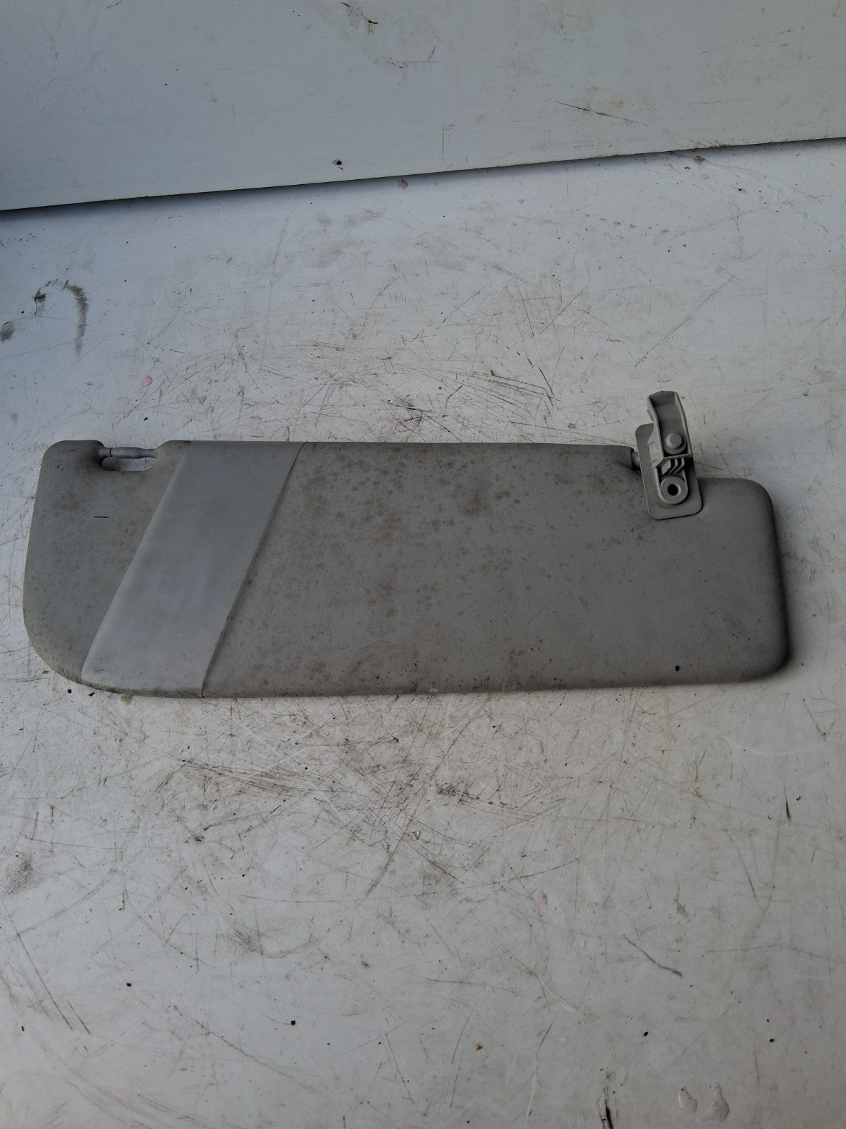 2015 FIAT FIORINO NSF PASSENGER SIDE FRONT SUN VISOR