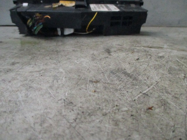 2002 BMW 3 SERIES CLIMATE CONTROL & RADIO SWITCHES 5HB007738-18