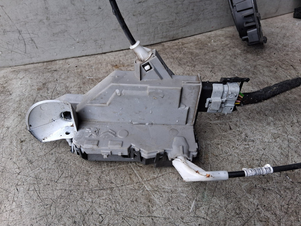 2018 CITROEN BERLINGO MK2 OSF DRIVER SIDE FRONT RIGHT DOOR LOCK MECHANISM 828412