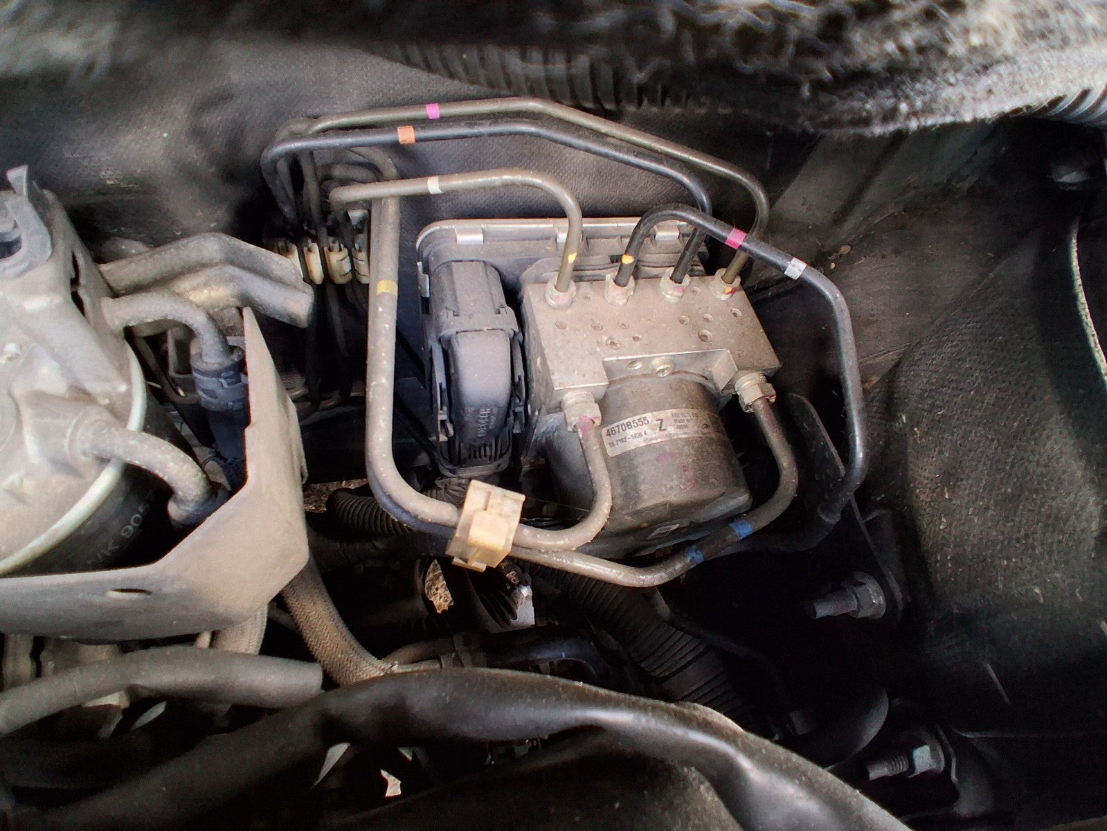 2018 MITSUBISHI OUTLANDER MK3 2.3 DIESEL ABS PUMP MODULATOR 4670B555
