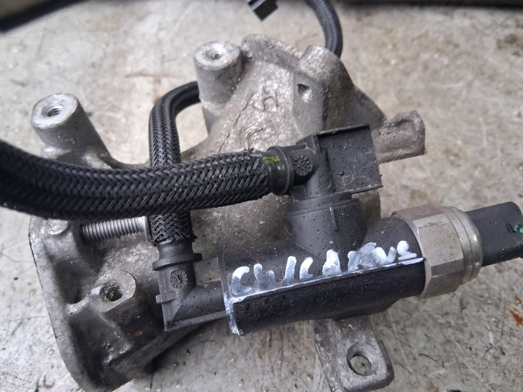 2021 VAUXHALL VIVARO MK3 EGR VALVE PIPE HOUSING 9821154280