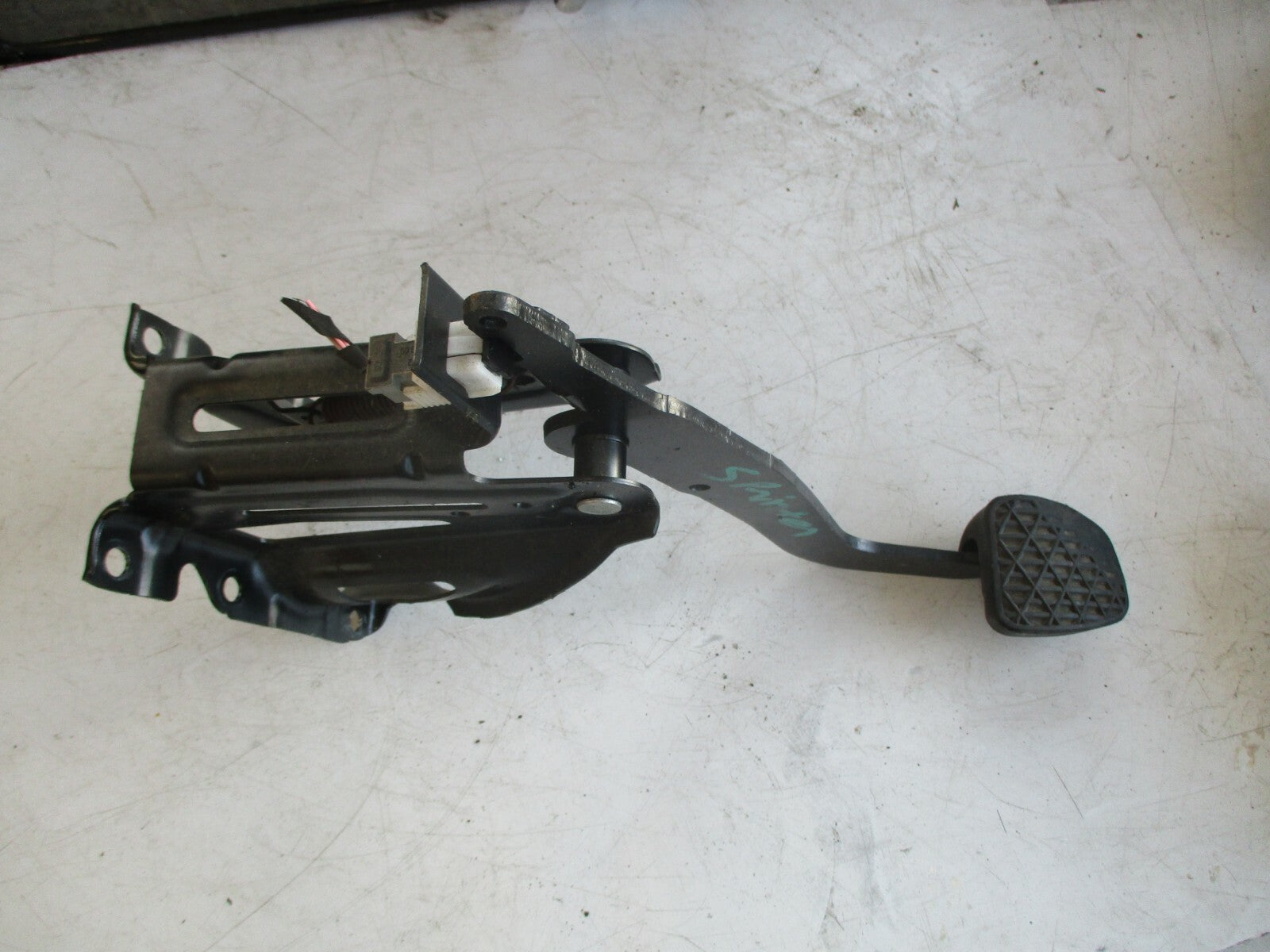 MERCEDES SPRINTER W906 2014 MK2 BRAKE PEDAL A2012920082
