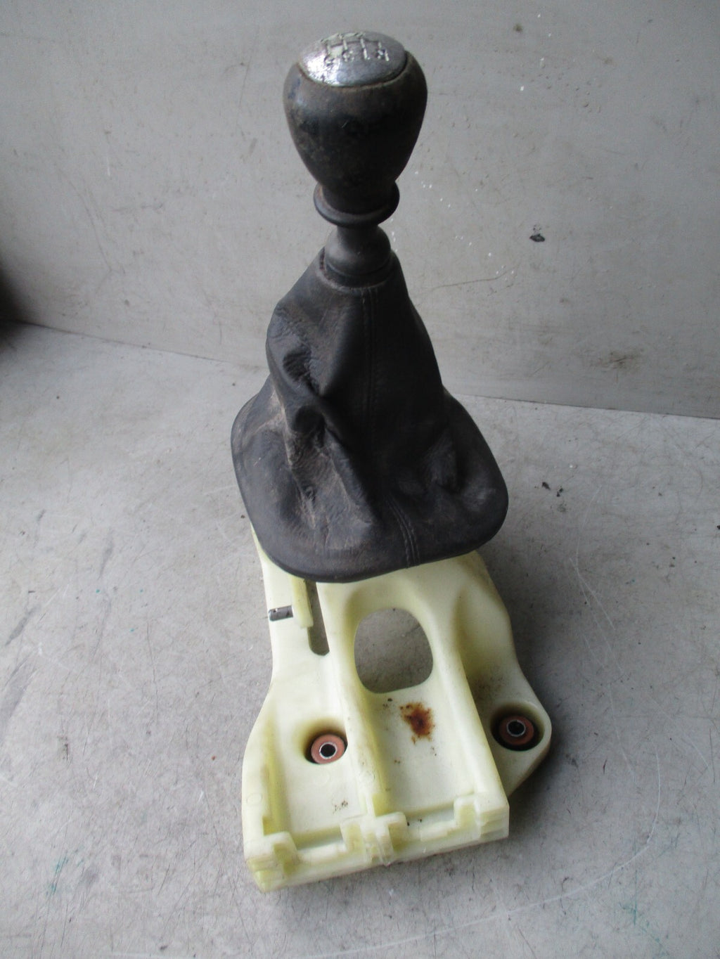 2015 HYUNDAI I40 6 SPEED MANUAL GEAR SELECTOR 437002YXXX