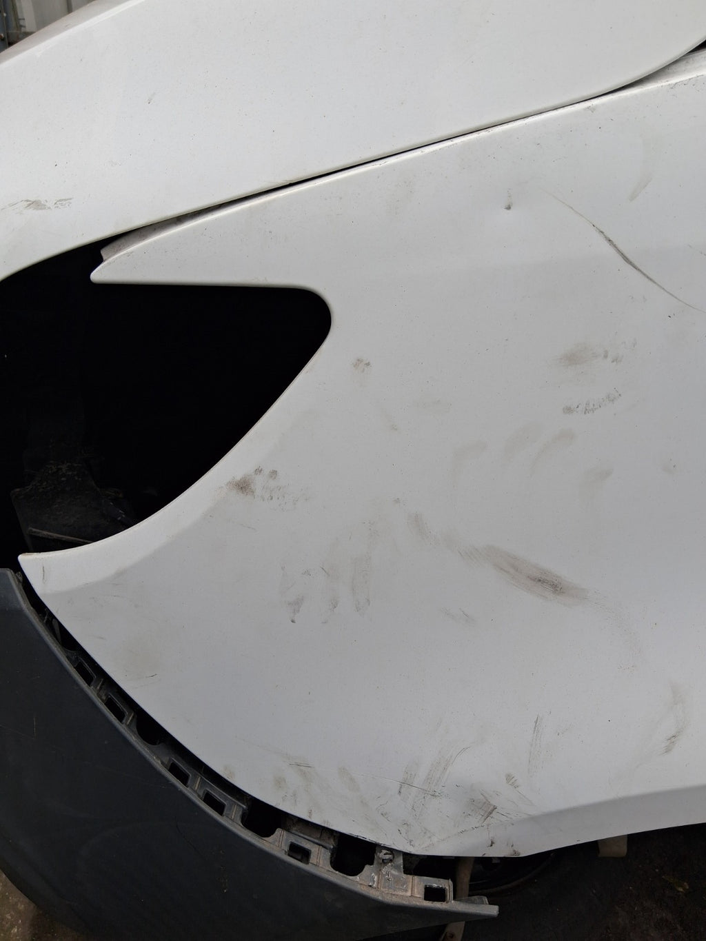 2018 MERCEDES BENZ SPRINTER W907 NSF PASSENGER SIDE FRONT LEFT WING PANEL WHITE