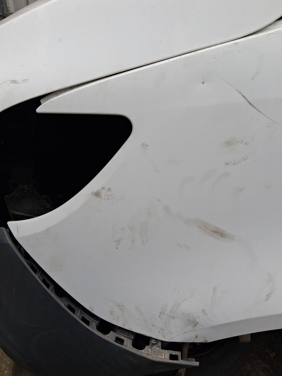 2018 MERCEDES BENZ SPRINTER W907 NSF PASSENGER SIDE FRONT LEFT WING PANEL WHITE