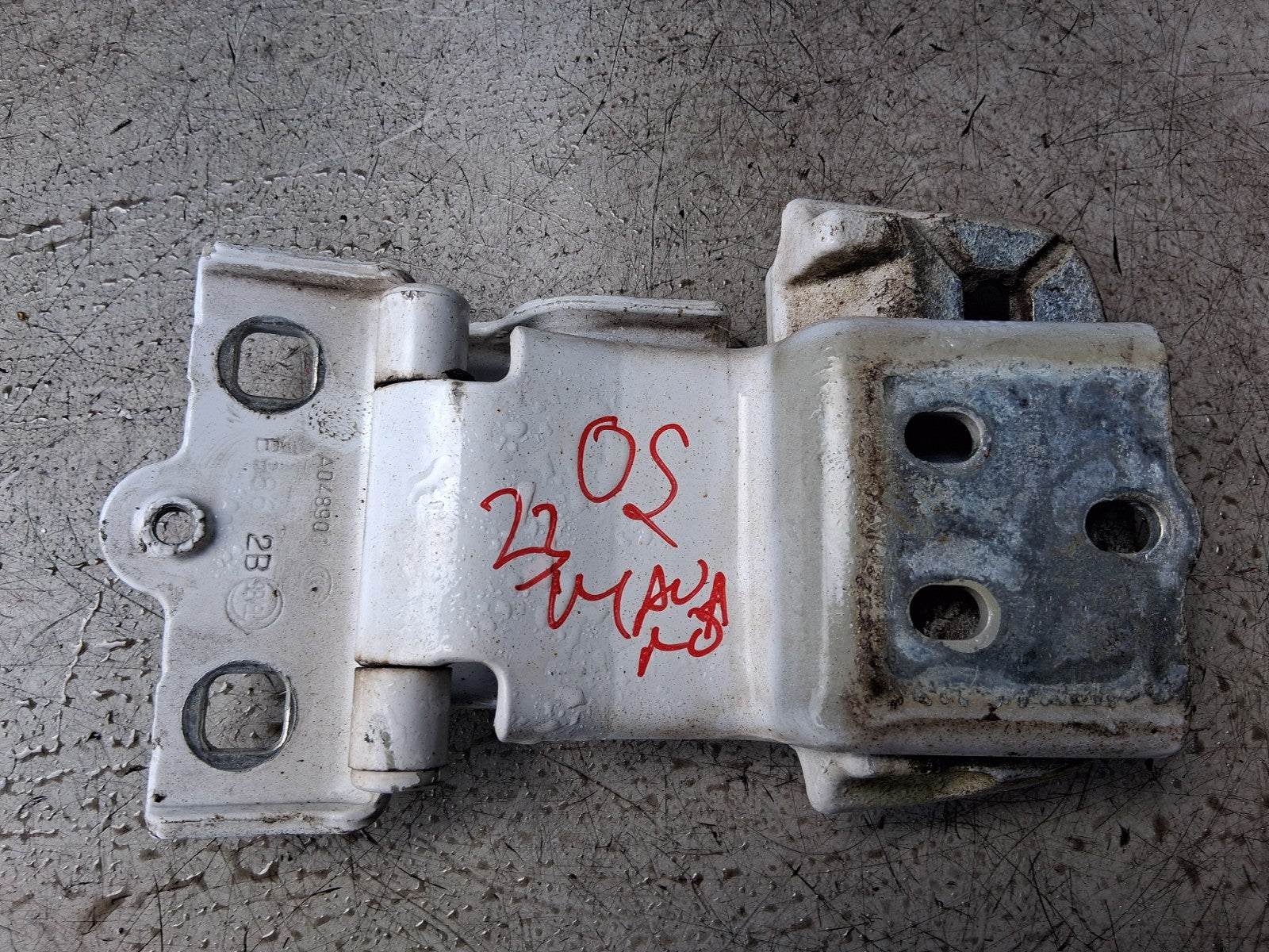 2023 VAUXHALL MOVANO C MK3 OSR DRIVER SIDE REAR DOOR PAIR OF HINGES A048903