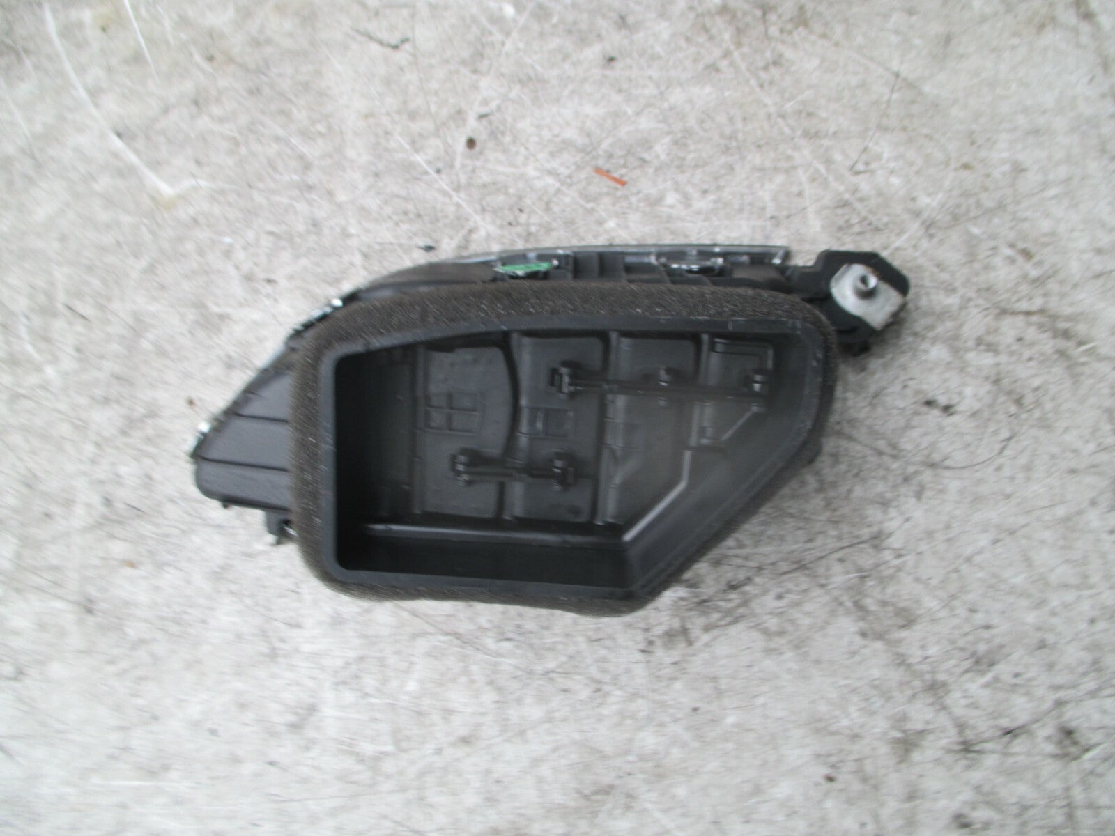 VAUXHALL MOKKA 2018 J13 NSF FRONT PASSENGER SIDE AIR VENT