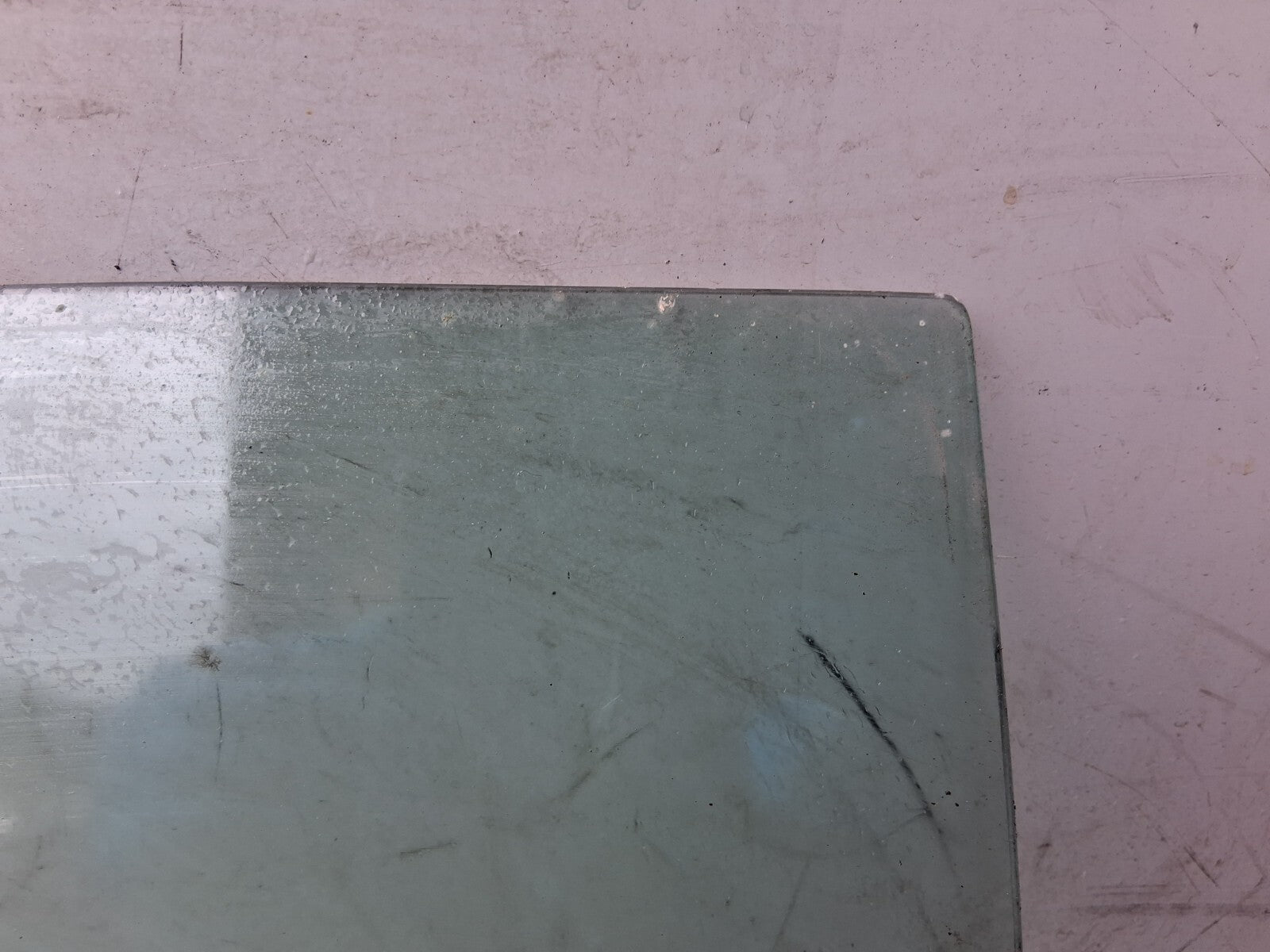 2007 FORD FOCUS MK2 OSR DRIVER SIDE BACK WINDOW GLASS REAR RIGHT SIDE 43R000015