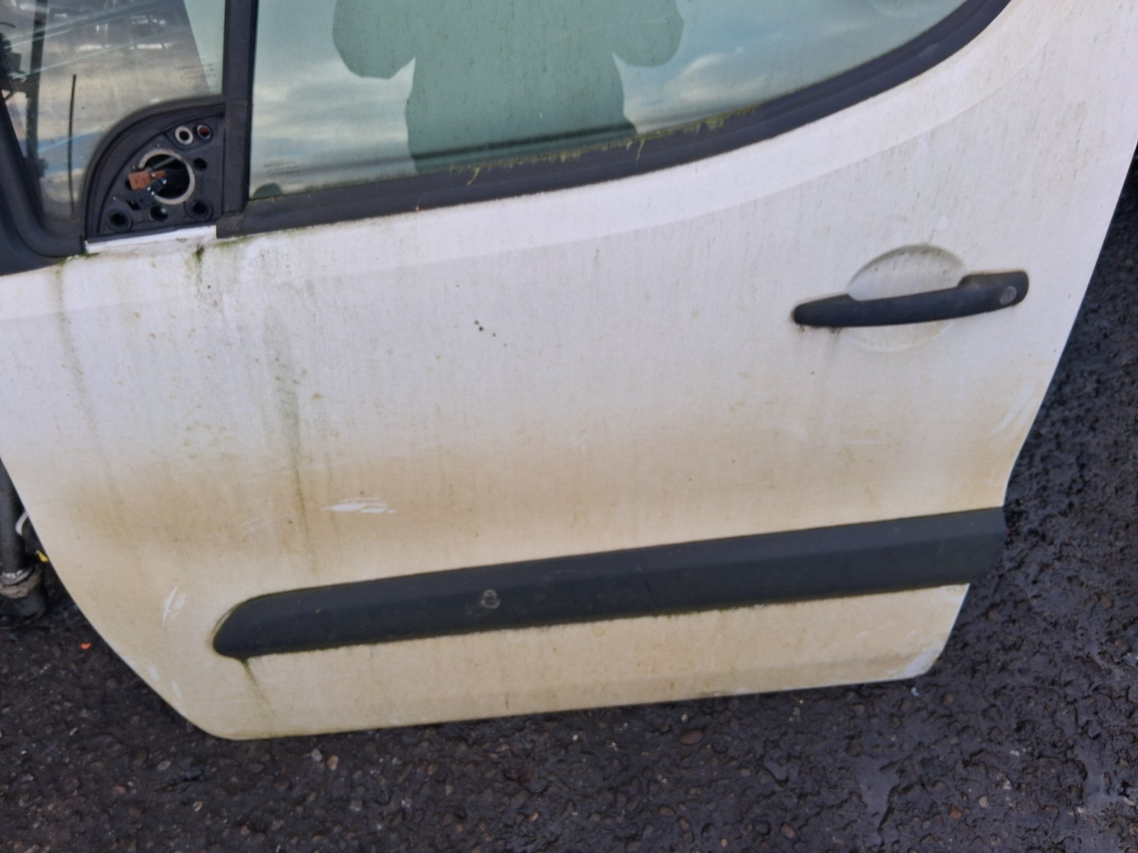 2018 PEUGEOT PARTNER MK2 NSF PASSENGER SIDE FRONT LEFT BARE DOOR WHITE