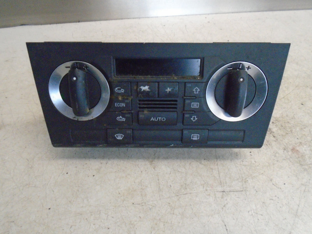 AUDI A3 2006 MK2 AC CLIMATE HEATER CONTROL PANEL 8P0820043M