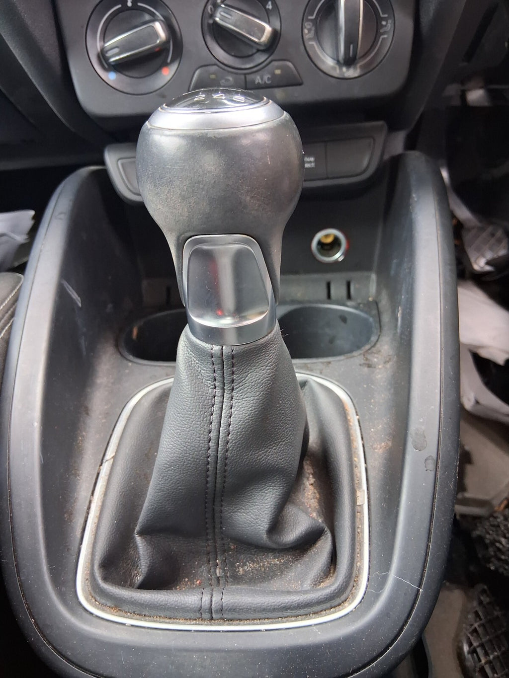 2018 AUDI A1 8X HATCHBACK MANUAL GEAR STICK GEAR SHIFTER GEAR LEVER