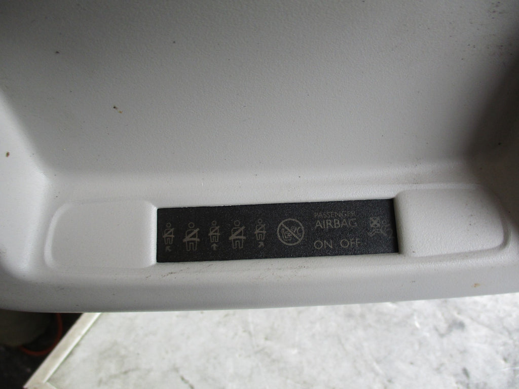 CITROEN C4 CACTUS INTERIOR FRONT READING LIGHT 9801287677