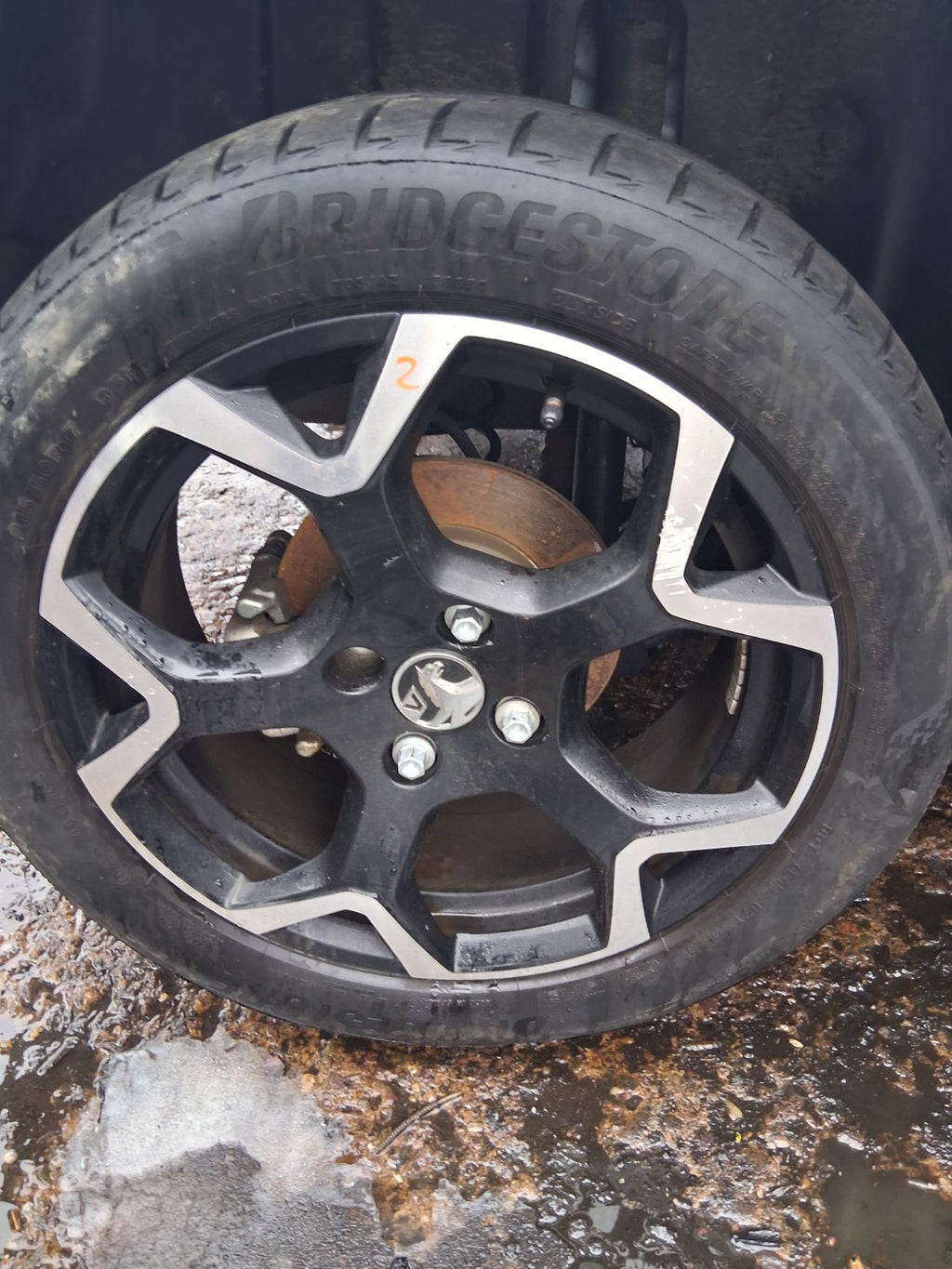 2024 VAUXHALL CROSSLAND X 17 INCH ALLOY WHEEL WITH TYRE 215/50R17