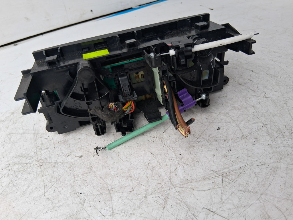 2012 PEUGOET 207 HVAC HEATER CONTROL UNIT / PANEL 69917001