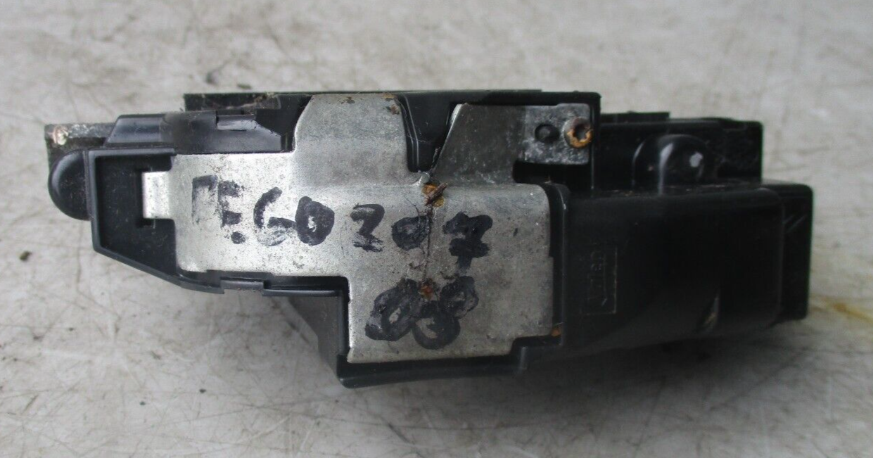 PEUGEOT 207 2008 REAR BACK BOOT TAILGATE LOCK CATCH MECHANISM 9660403980
