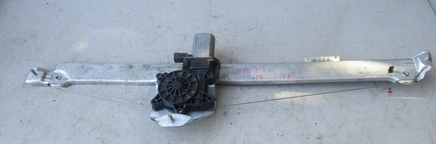 VAUXHALL VIVARO 2017 NSF PASSENGER SIDE FRONT WINDOW MOTOR REGULATOR 807210974R