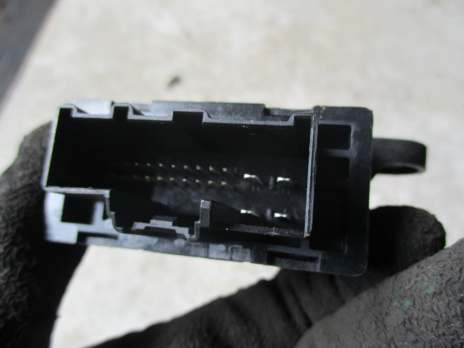 FORD S MAX 2010 OSR DRIVER SIDE REAR DOOR CONTROL MODULE DG9T14B531CB