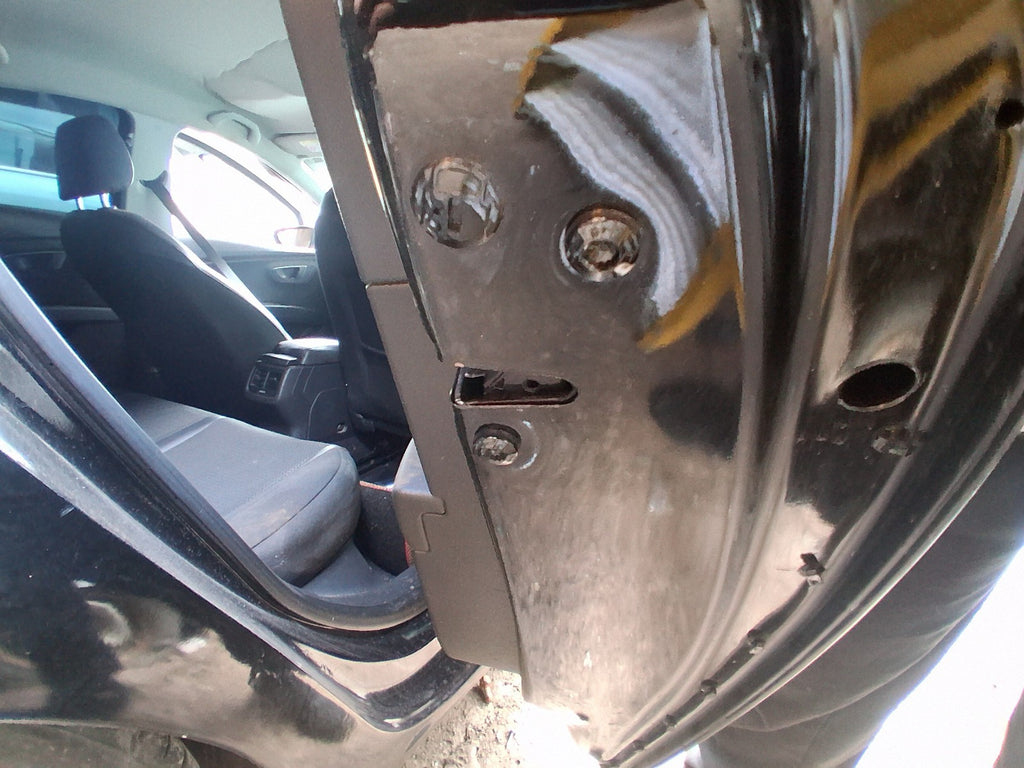 2015 SEAT LEON FR MK3 OSR DRIVER SIDE REAR DOOR LOCK MECHANISM