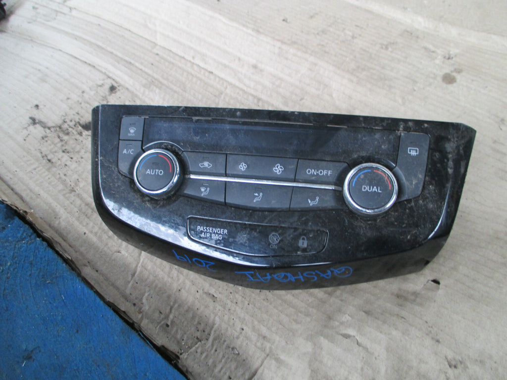 NISSAN QASHQAI MK2 J11 2019 HEATER AC CLIMATE CONTROL SWITCH PANEL 275004EA0A