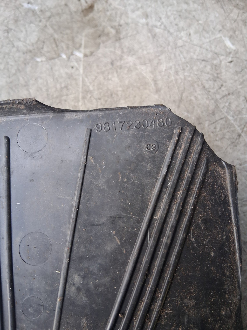 2021 VAUXHALL VIVARO BATTERY TRAY P1007615