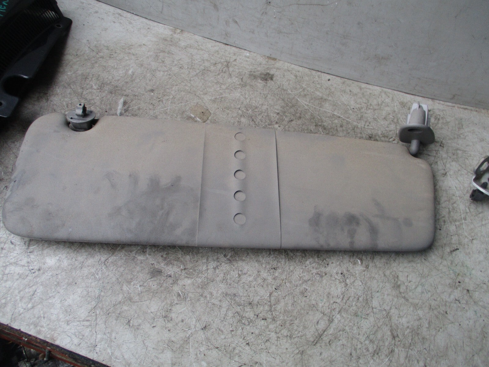 2013 RENAULT MASTER MK3 OS DRIVER SIDE SUN VISOR