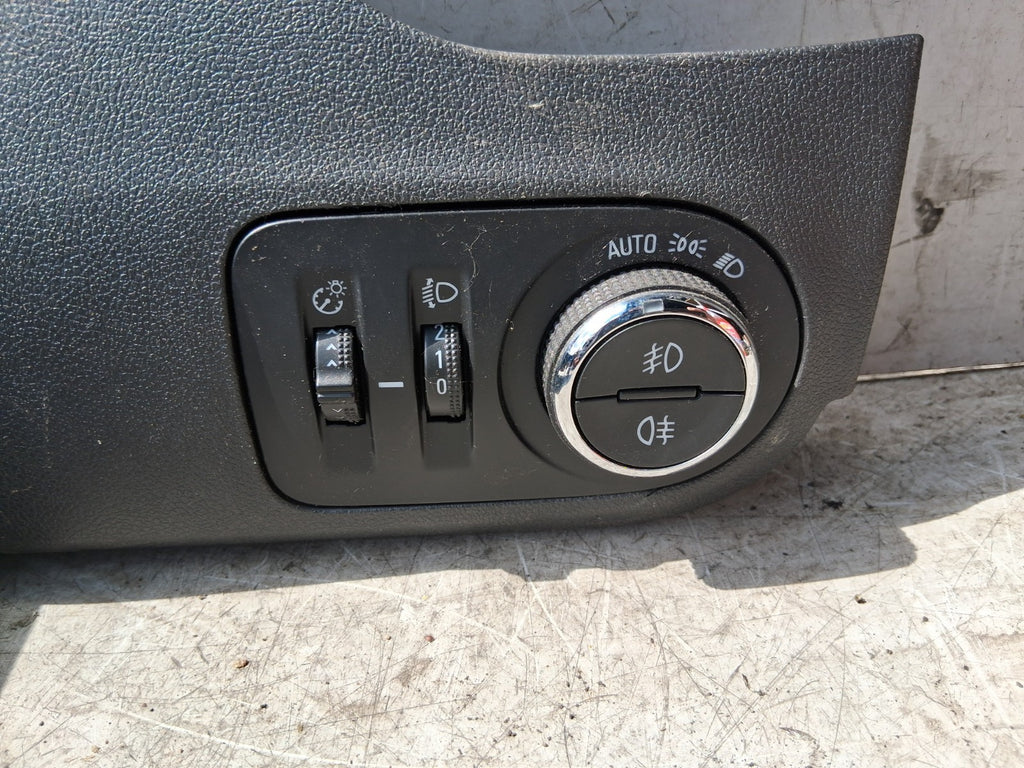 VAUXHALL CROSSLAND X 2018 DASHBOARD FRONT HEADLIGHT CONTROL SWITCH
