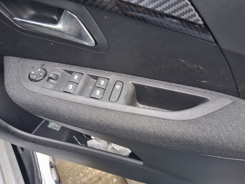 PEUGEOT 208 MK2 2025 OSF DRIVER SIDE FRONT WINDOW CONTROL SWITCH