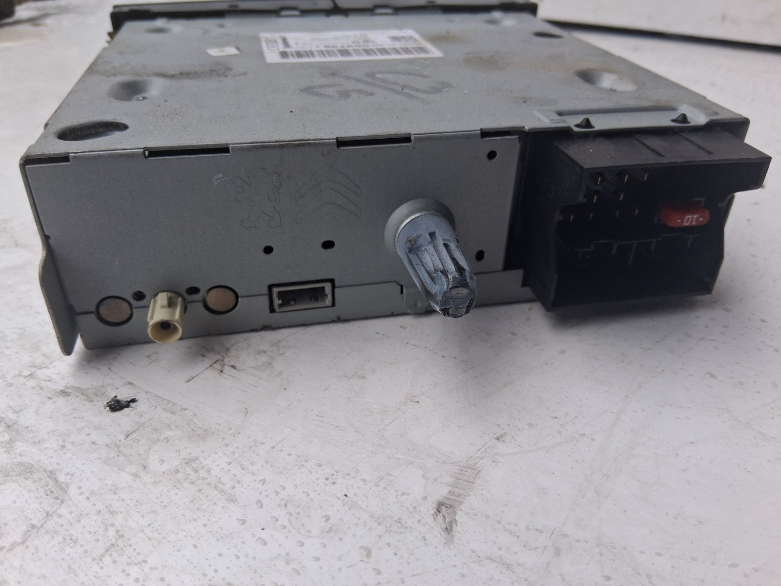CITROEN C3 2010 STEREO RADIO CD PLAYER 98053736XT00